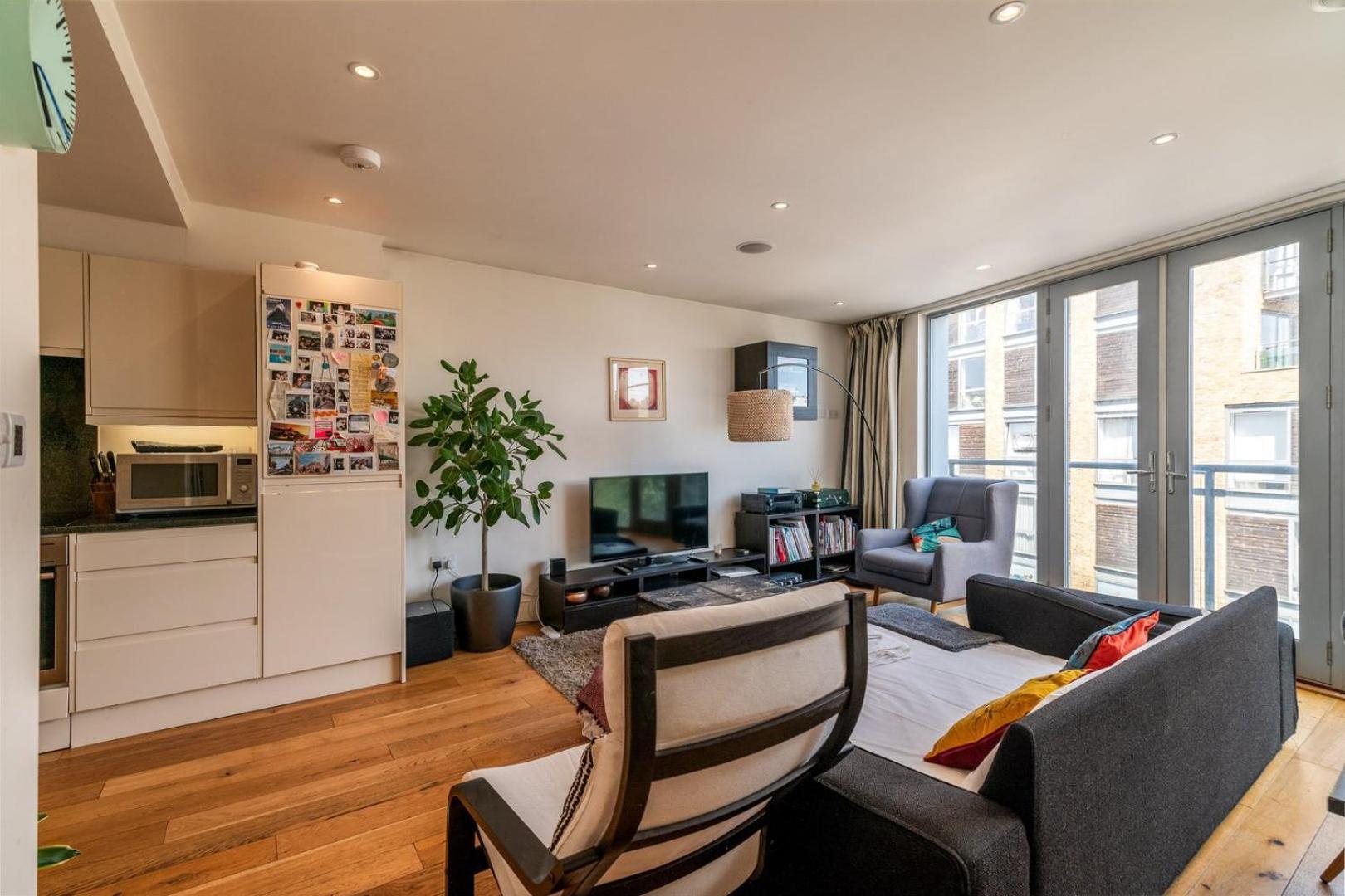Bright & Spacious Battersea Flat London Exterior photo