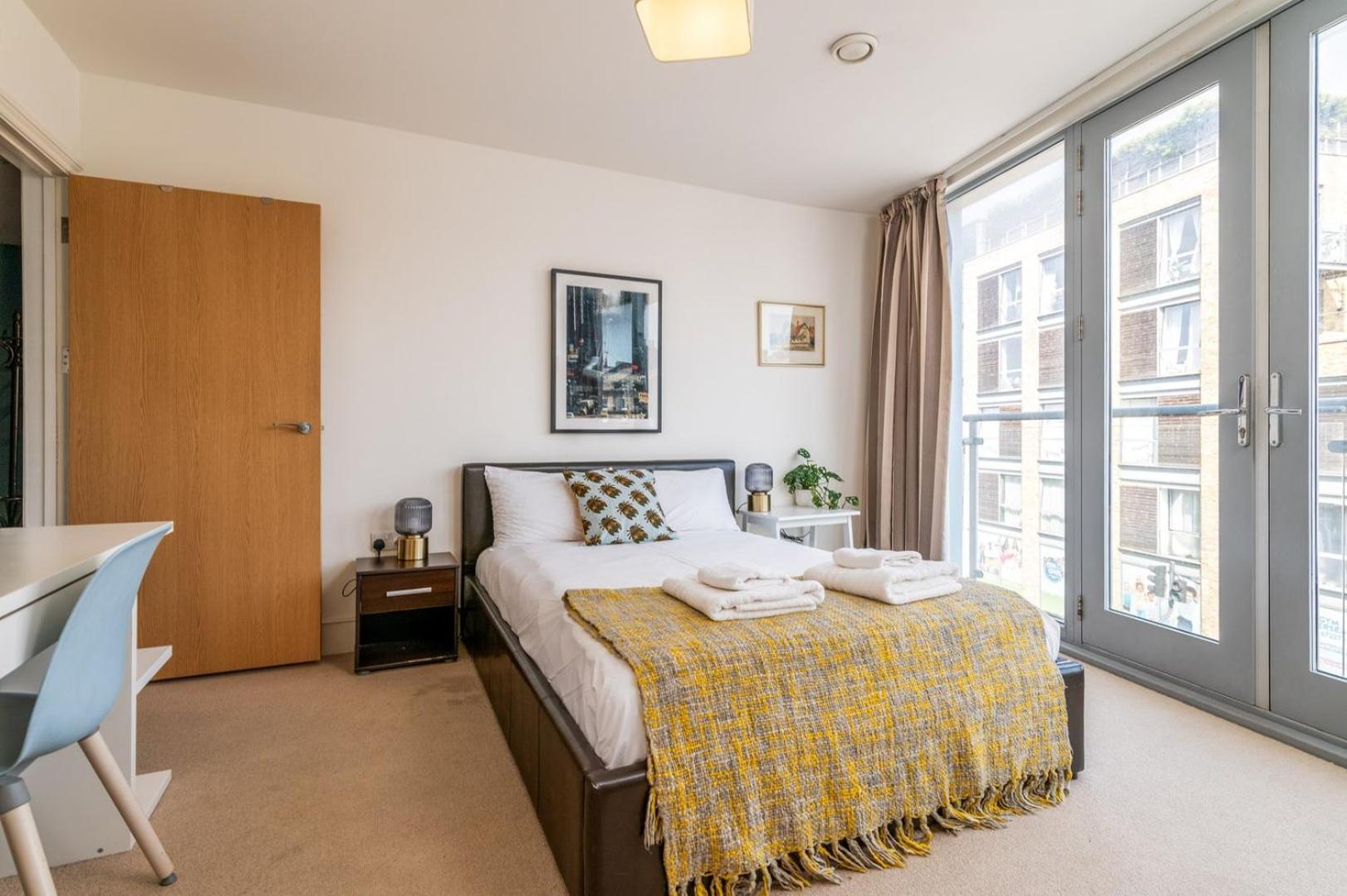 Bright & Spacious Battersea Flat London Exterior photo